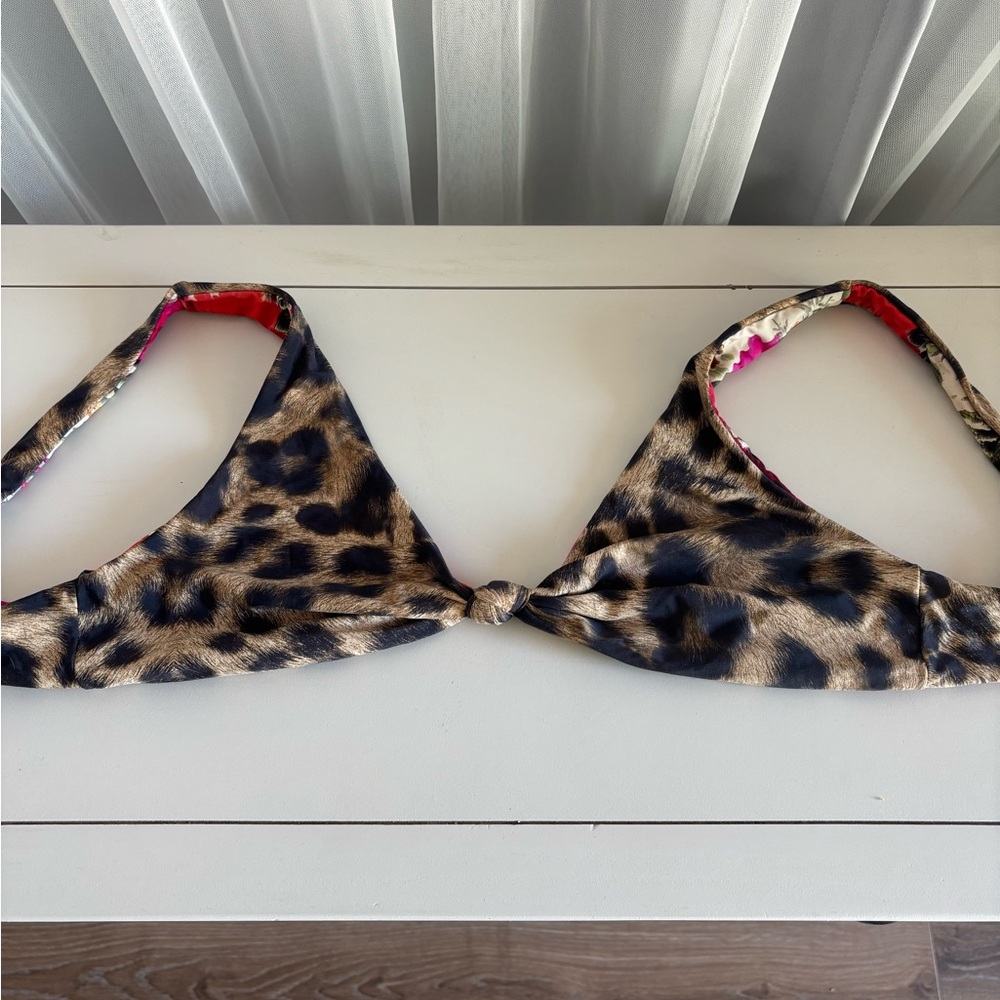 Pilyq Floral Bikini Top with Red and Pink Blooms - Picture 5 of 8